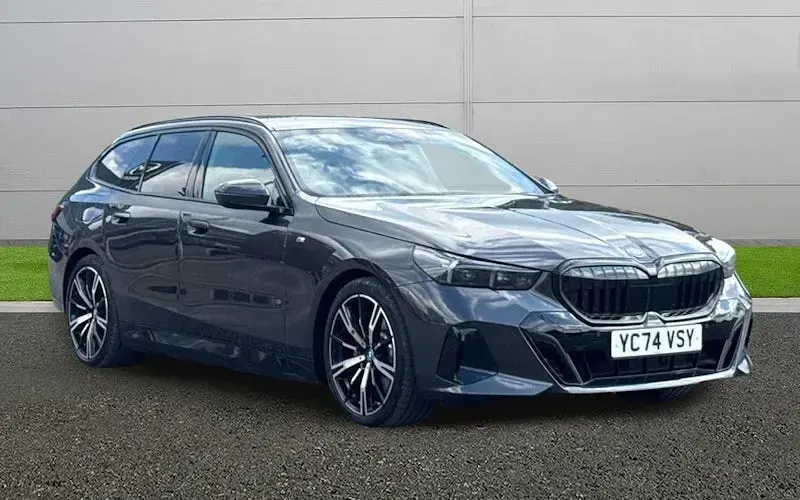 Usado BMW 530e M Sport 299 HP (219 kW) 2026 Carrinha