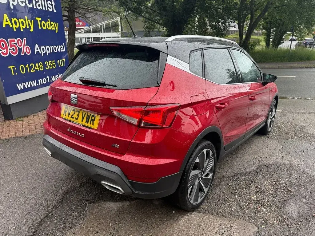 Used Seat Arona FR 2023 Red SUV