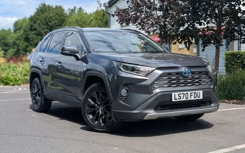 Used Toyota RAV4 Hybrid 218 HP (160 kW) 2020 SUV