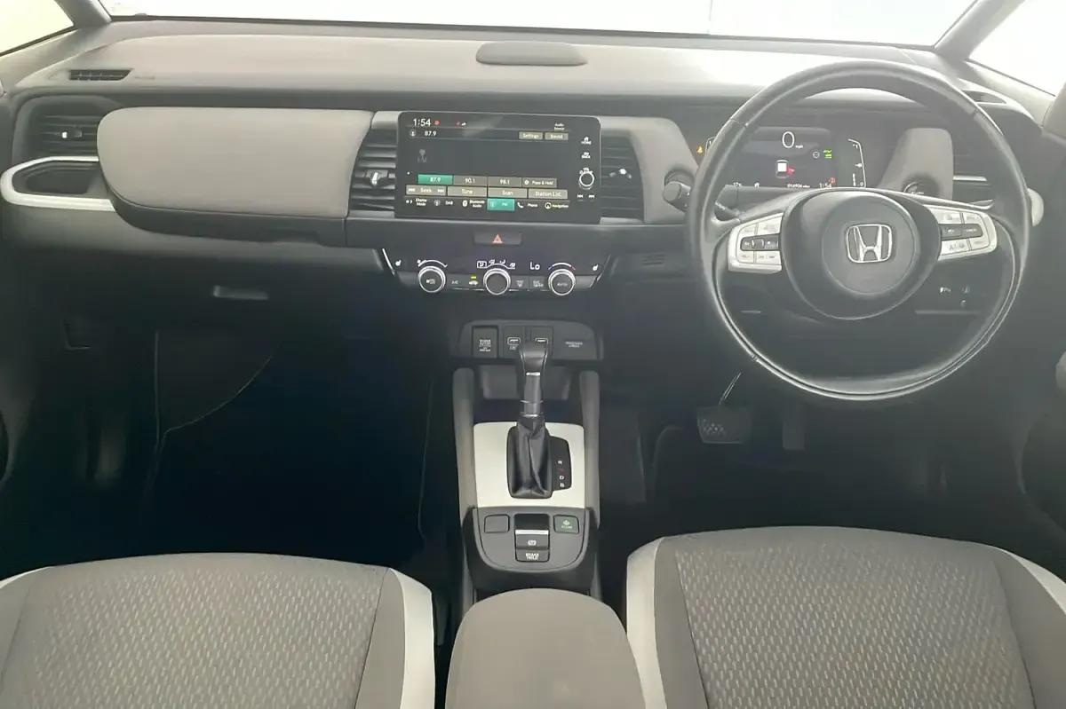 Used Honda Jazz Hybrid 109 HP (80 kW) 2023 Black Hatchback