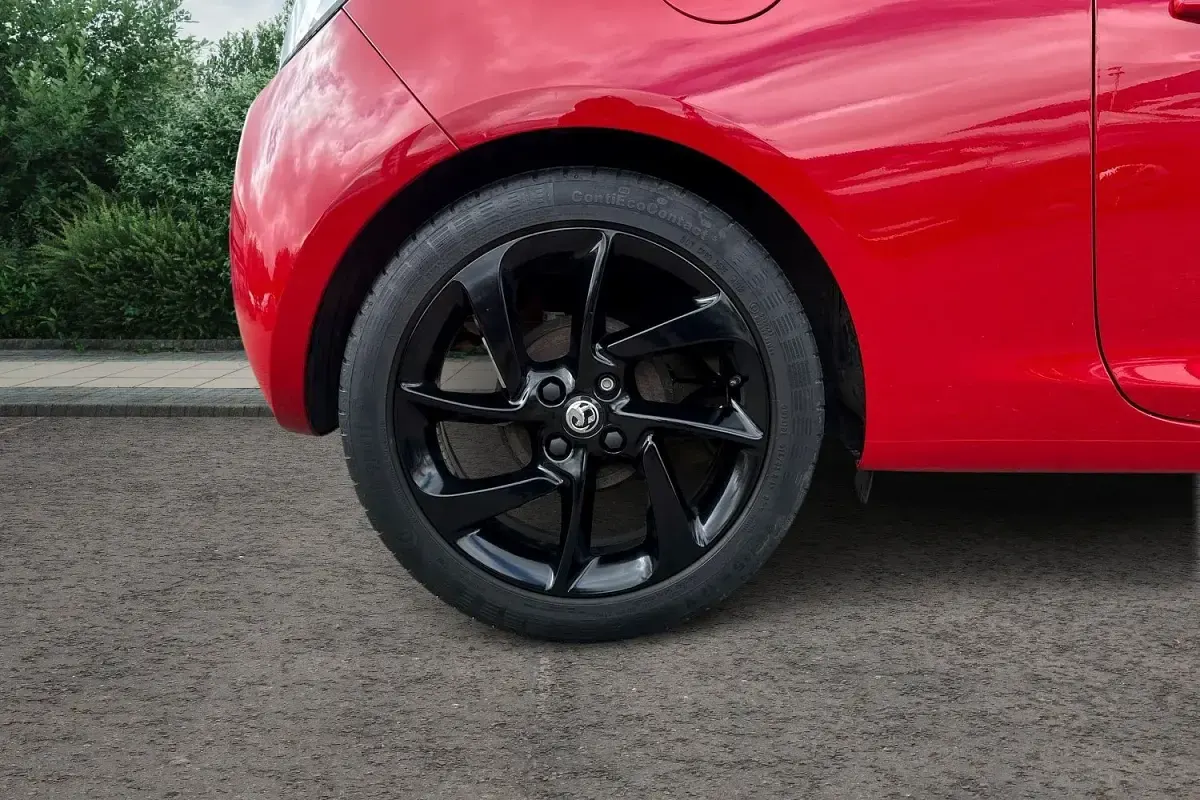 Second-hand Vauxhall Adam 70 CP (51 kW) 2019 Roșu Hatchback