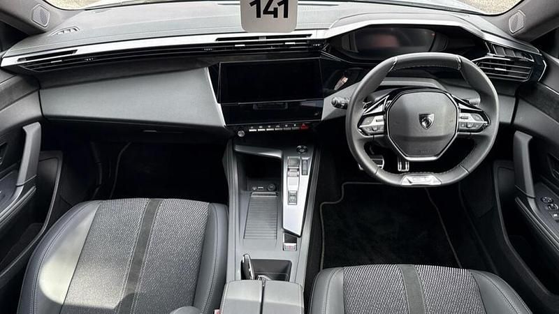 Used Peugeot 308 SW GT 134 HP (98 kW) 2025 White Estate