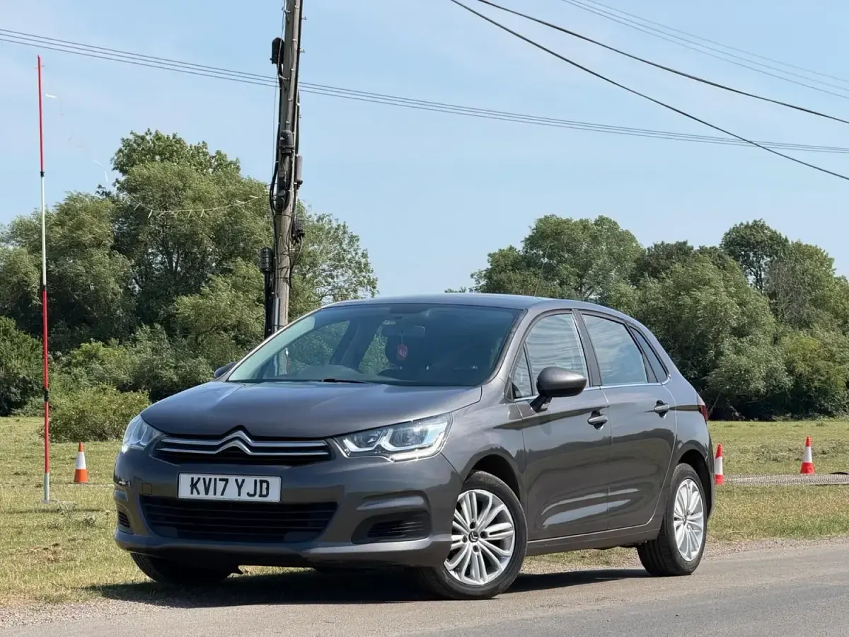 Used Citroën C4 Feel 2017 Grey Hatchback