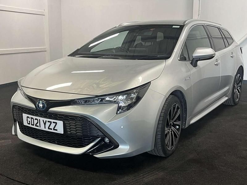 Silver Used 2021 Toyota Corolla Design Estate | £15,995 (Fair price) - Image 1/4