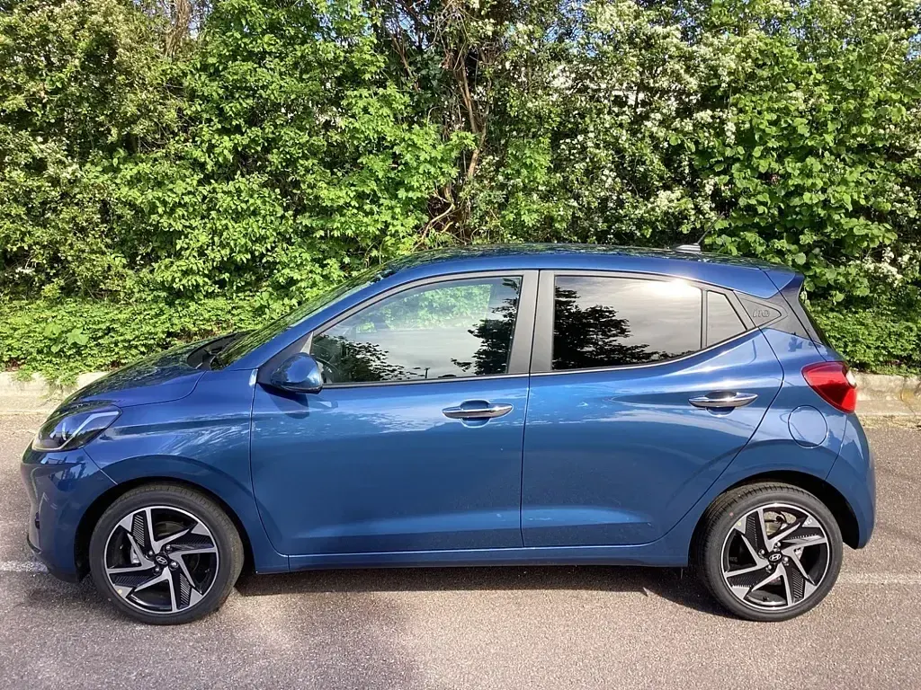 New Hyundai i10 Premium 77 HP (56 kW) 2025 Other Hatchback