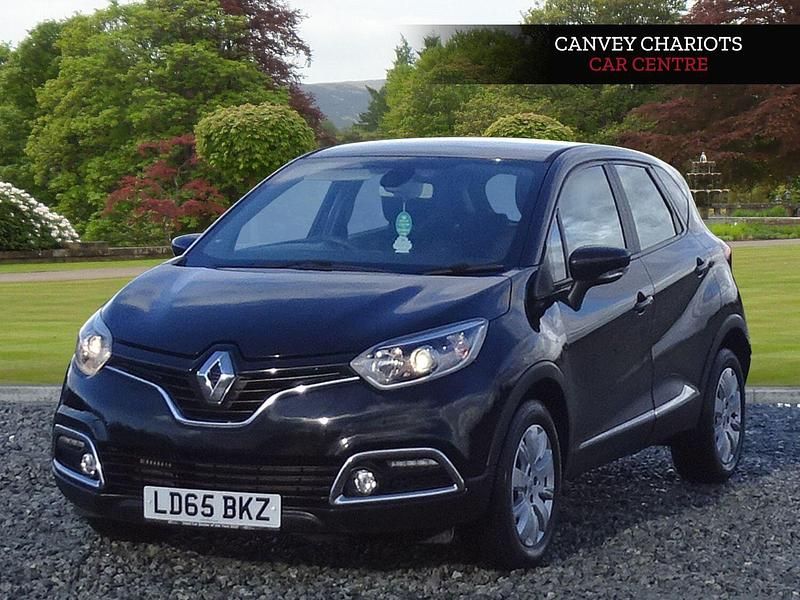 Used Renault Captur Expression+ 90 HP (66 kW) 2015 Black SUV