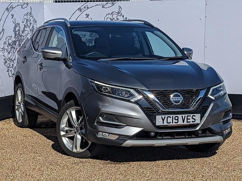 Grey Used 2019 Nissan Qashqai N-Motion SUV | £12,995 (Fair price) - Image 1/4