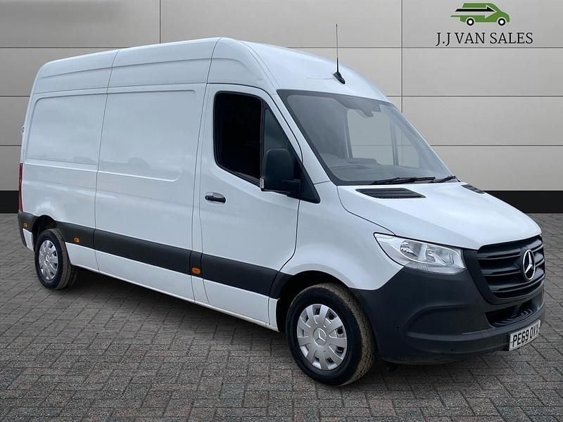 White Used 2019 Mercedes Sprinter Van | £11,995 (Fair price) - Image 1/4