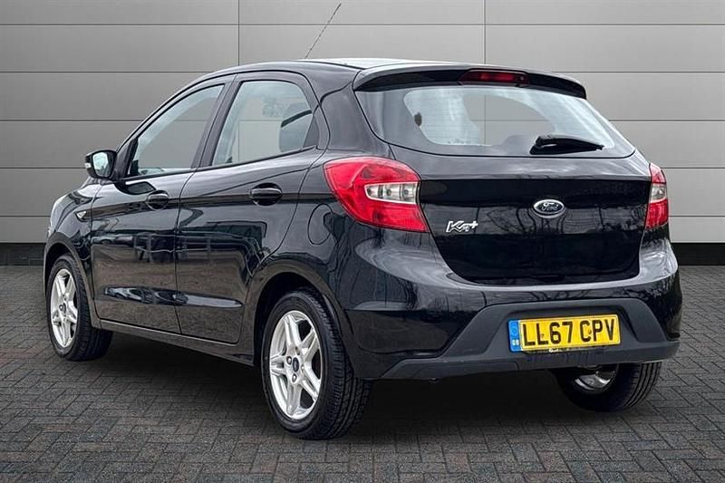 Used Ford Ka Plus Zetec 85 HP (62 kW) 2017 Black Hatchback