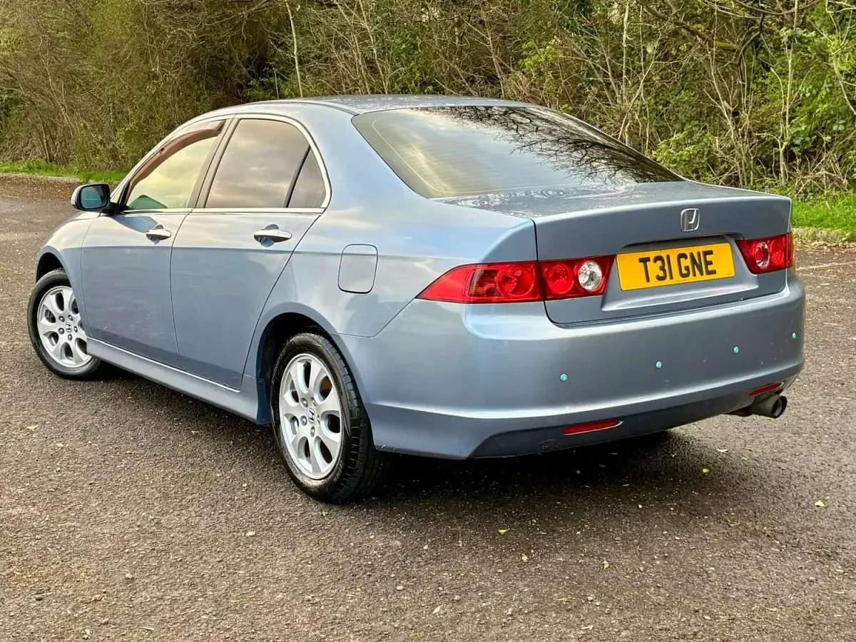 Usado Honda Accord EX 2007 Azul Berlina