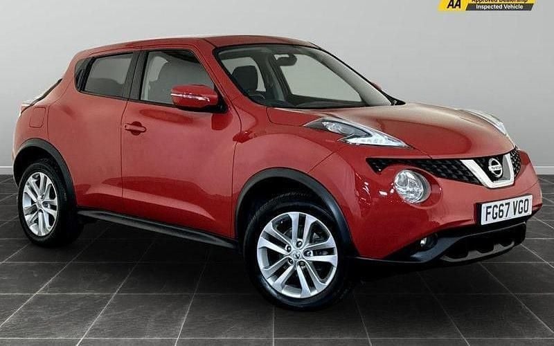Red Used 2017 Nissan Juke Acenta SUV | £7,995 (Good price) - Image 1/2