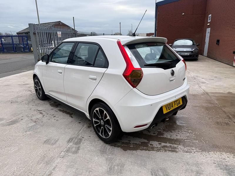 Used MG MG3 2014 White Hatchback