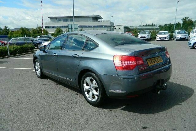 Used 2009 Citroën C5 Sedan | £7,495 (Expensive) - Image 1/3