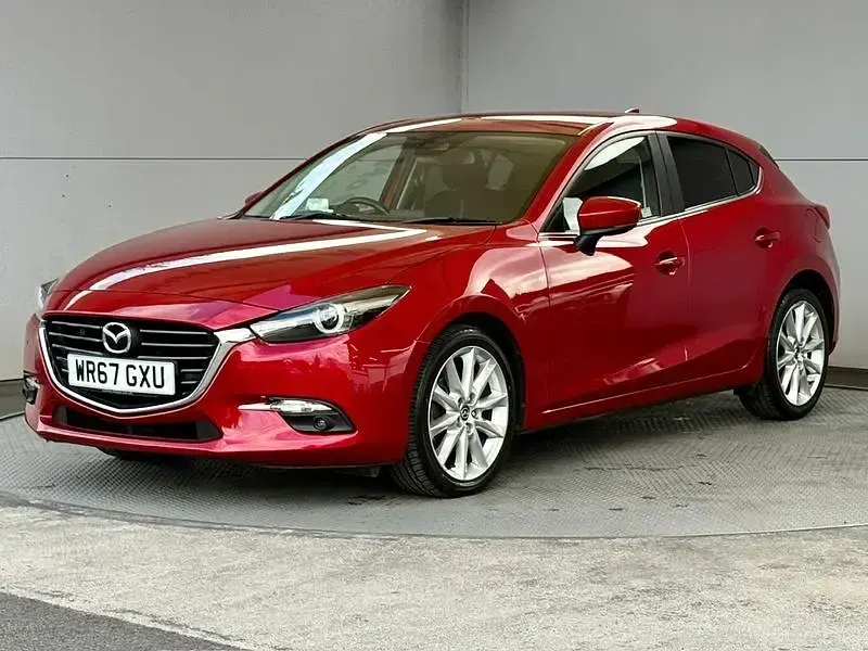 Used Mazda 3 Inclusive 121 HP (88 kW) 2018 Red Hatchback