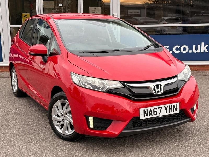 Red Used 2017 Honda Jazz SE Hatchback | £10,595 (Fair price) - Image 1/3