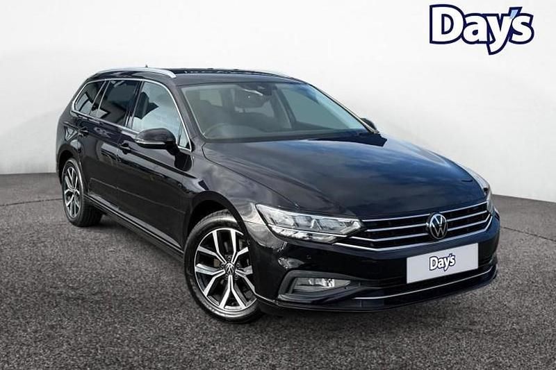 Black Used 2022 VW Passat SEL Estate | £22,499 (Expensive) - Image 1/1