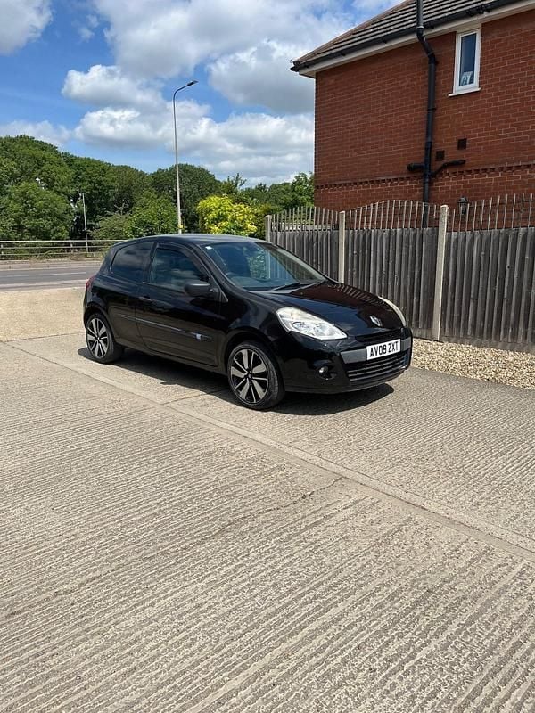 Used Renault Clio II Extreme 2009 Black Hatchback