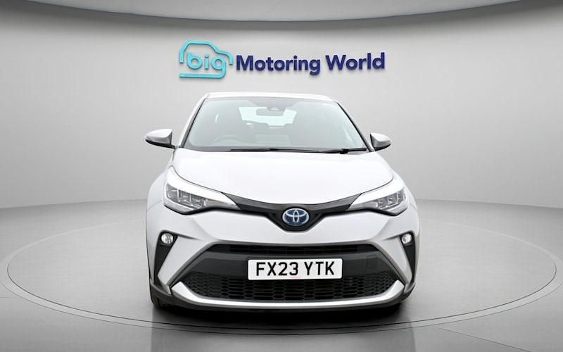 Used Toyota C-HR 122 HP (89 kW) 2023 SUV