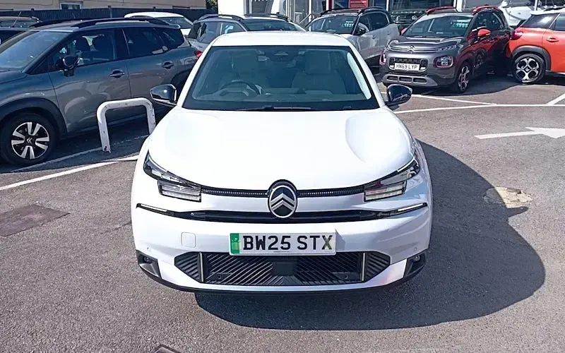 Used Citroën e-C4 114 kW (156 HP) 2026 Hatchback