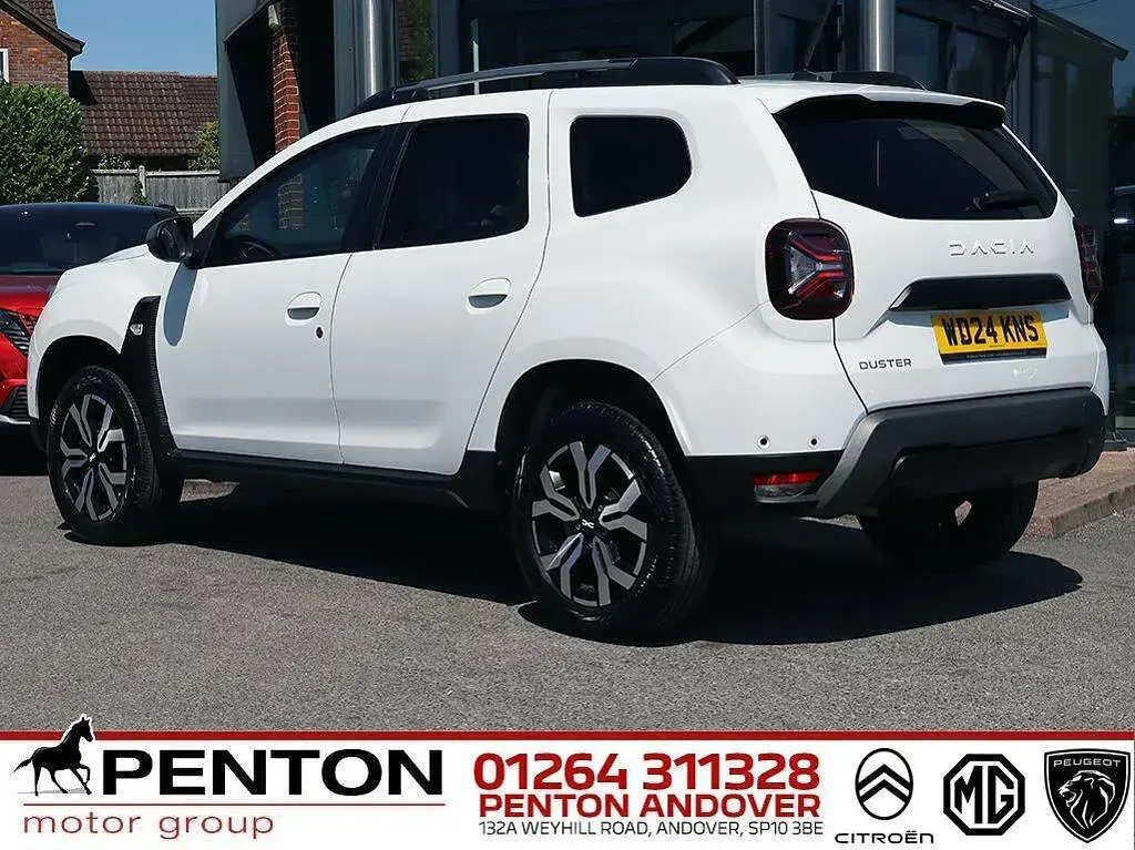 Used Dacia Duster Journey 130 HP (95 kW) 2024 White SUV