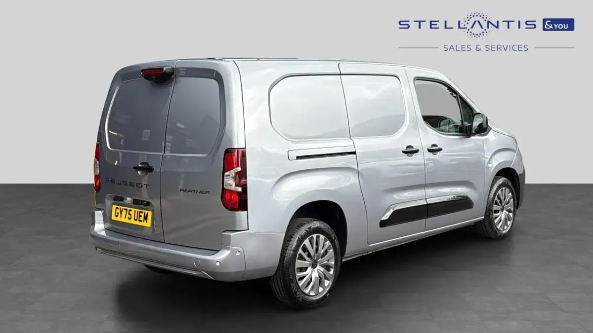 Used Peugeot Partner 129 HP (94 kW) 2025 Grey MPV