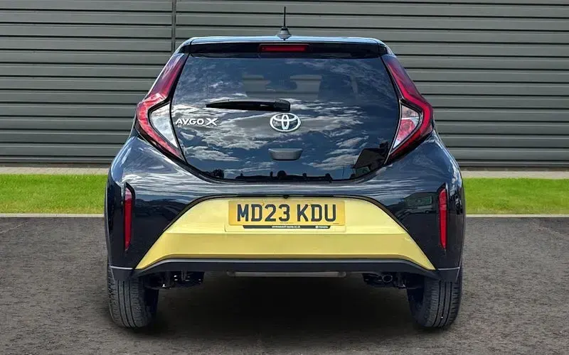 Used Toyota Aygo X 72 HP (52 kW) 2025 SUV