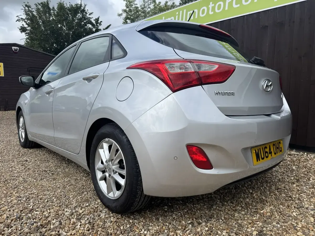 Used Hyundai i30 Active 100 HP (73 kW) 2014 Silver Hatchback