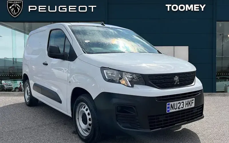 Used Peugeot Partner Premium 102 HP (75 kW) 2023 MPV