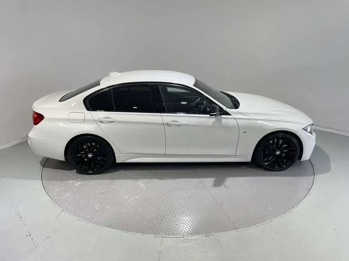 Used BMW 330 M Sport 2017 White Sedan