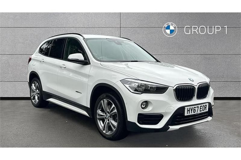 Alpine white Used 2017 BMW X1 Sport Line SUV | £15,595 (Fair price) - Image 1/4