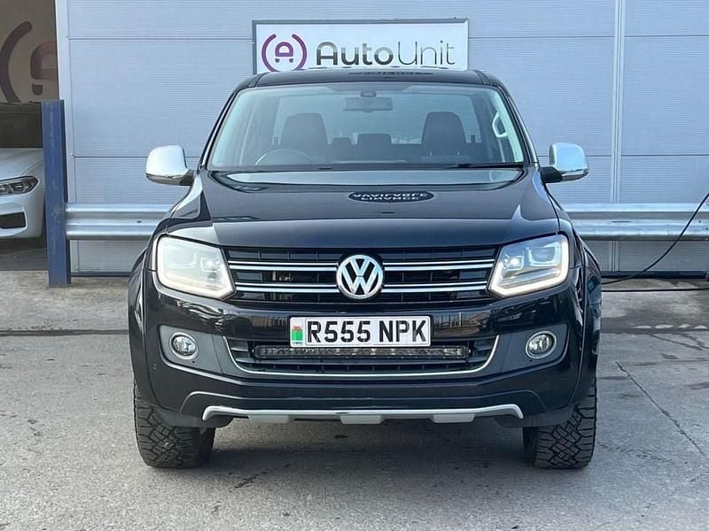 Used VW Amarok Ultimate 180 HP (132 kW) 2015 Black Pickup