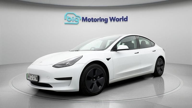 Used Tesla Model 3 RWD 222 kW (302 HP) 2022 White Sedan