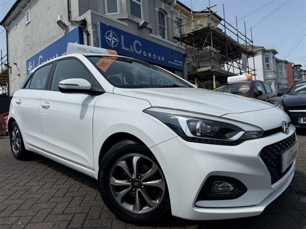 White Used 2018 Hyundai i20 Edition Hatchback | £7,490 (Fair price) - Image 1/1