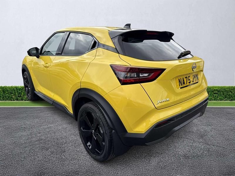 Used Nissan Juke Tekna 114 HP (83 kW) 2025 Yellow SUV