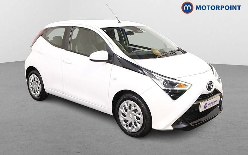 Used 2021 Toyota Aygo X-play Hatchback | £8,699 (Fair price) - Image 1/4