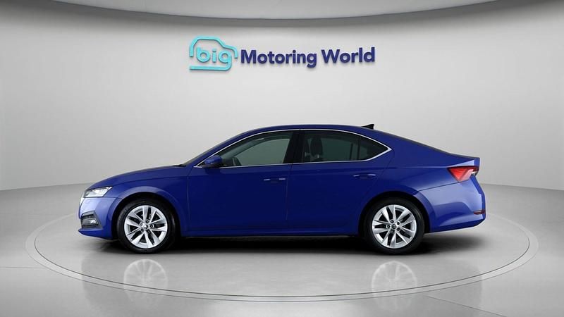 Used Skoda Octavia SE L 148 HP (108 kW) 2021 Blue Hatchback