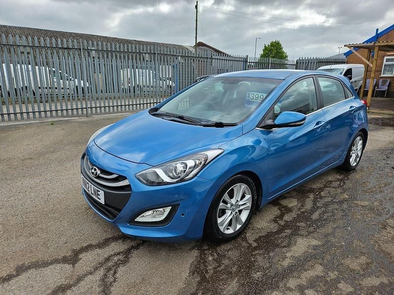 Blue Used 2012 Hyundai i30 Style Hatchback | £3,995 (Fair price) - Image 1/4