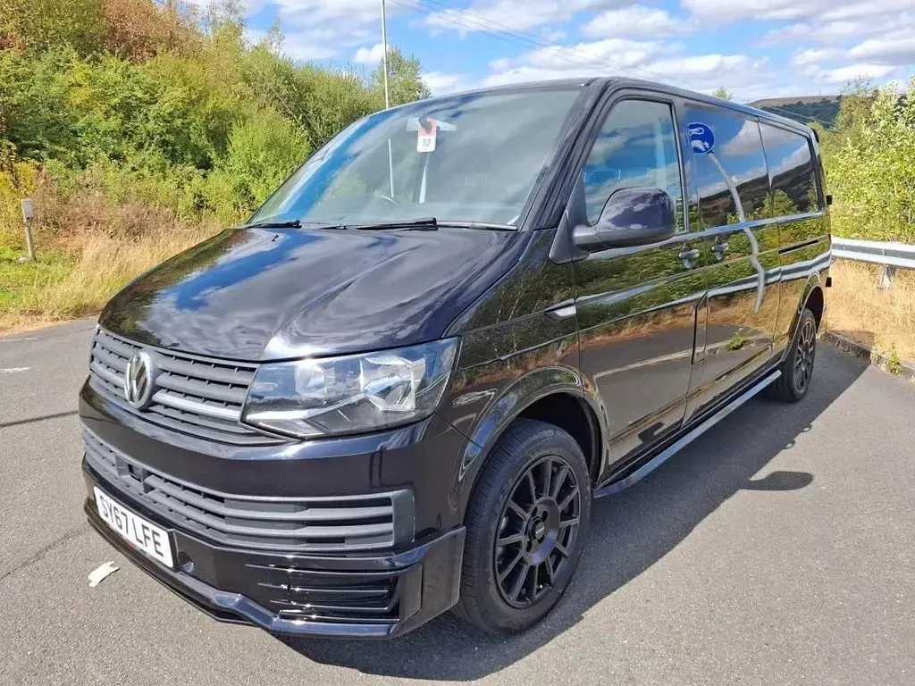 Used VW T6 Startline 102 HP (75 kW) 2017 Black Van