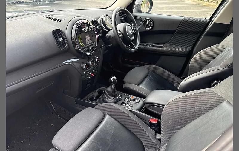 Used Mini Cooper D Countryman 147 HP (108 kW) 2017 Black SUV