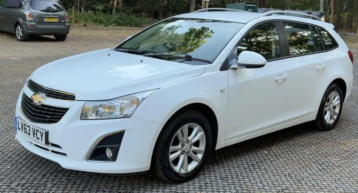Used Chevrolet Cruze LT 141 HP (103 kW) 2014 White Estate
