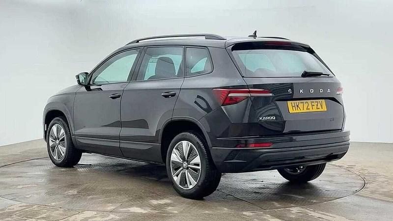 Used Skoda Karoq SE Drive 85 HP (62 kW) 2022 Black magic pearl effect SUV