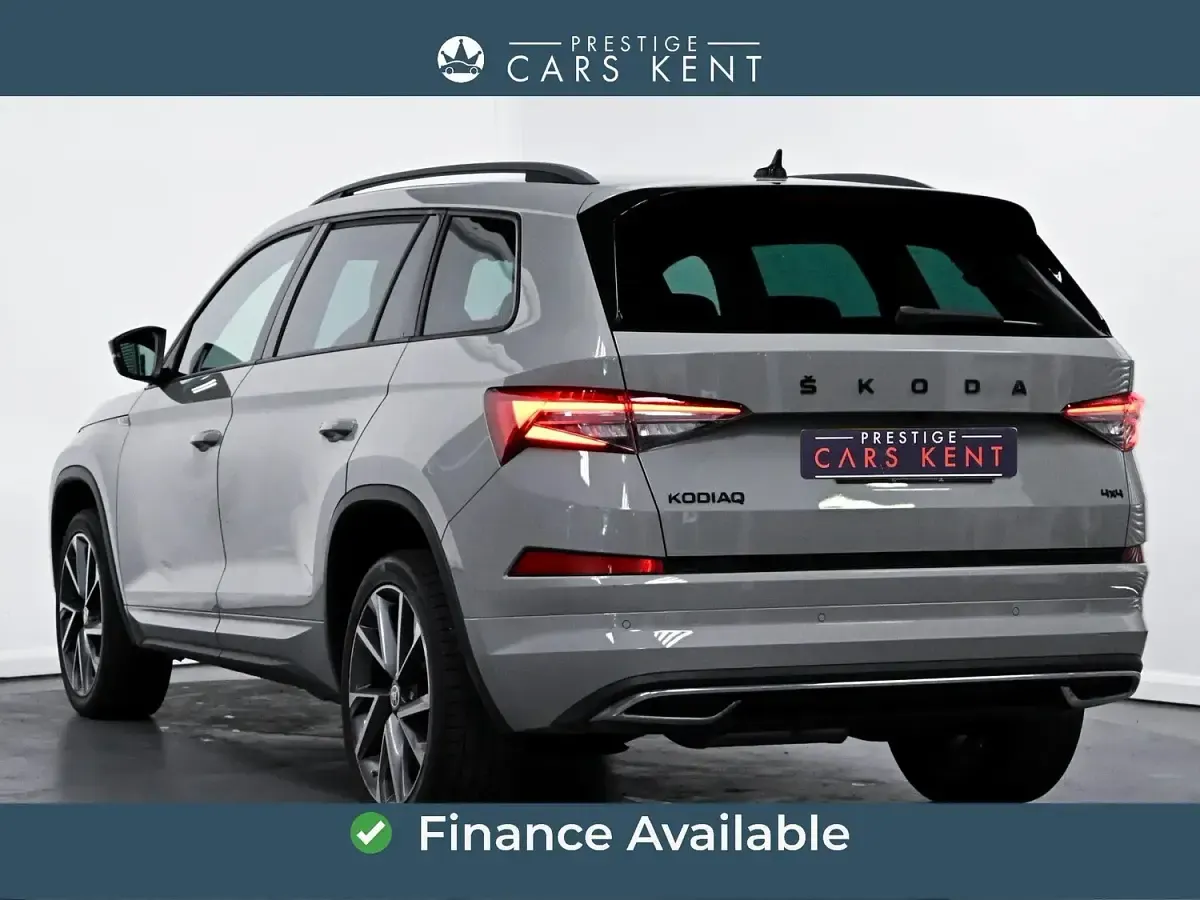 Used Skoda Kodiaq SportLine 200 HP (147 kW) 2022 Grey SUV