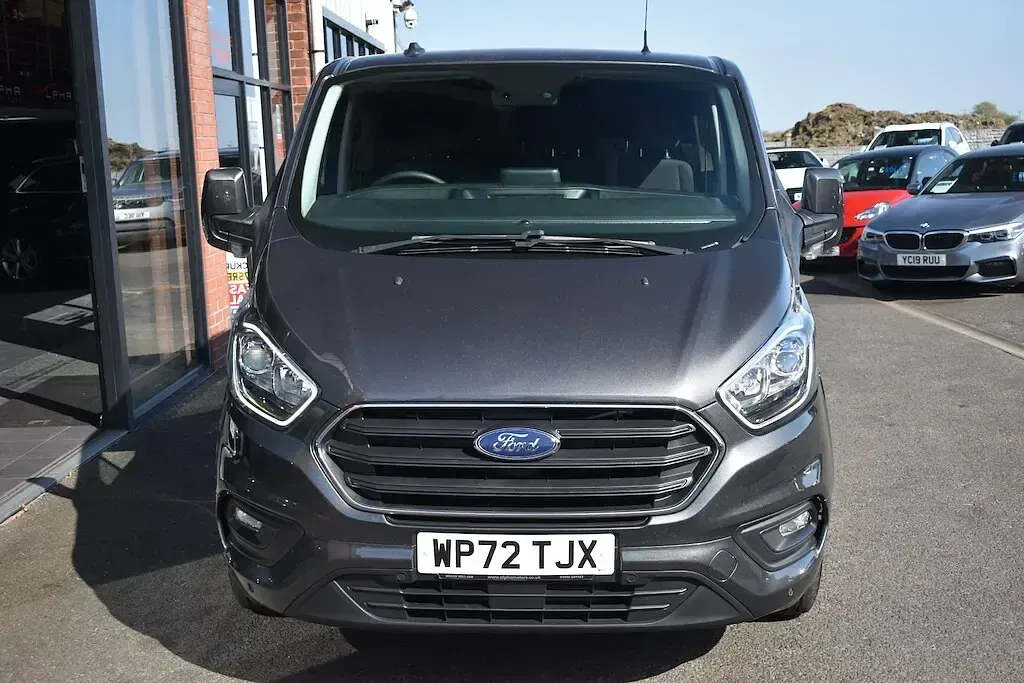 Used Ford Transit Custom Limited 170 HP (125 kW) 2022 Grey Van
