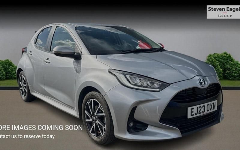 Used Toyota Yaris Hybrid Design 116 HP (85 kW) 2026 Hatchback