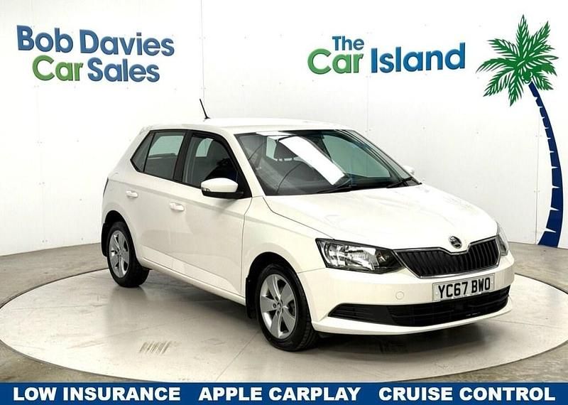 Used Skoda Fabia SE 95 HP (69 kW) 2017 White Hatchback