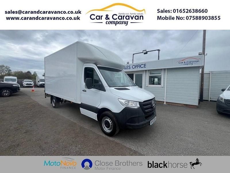 Used Mercedes Sprinter Progressive 150 HP (110 kW) 2022 White Van