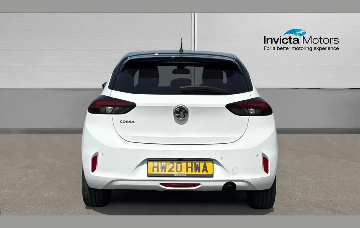 Used Vauxhall Corsa Elite 100 HP (73 kW) 2020 Jade white gloss Hatchback
