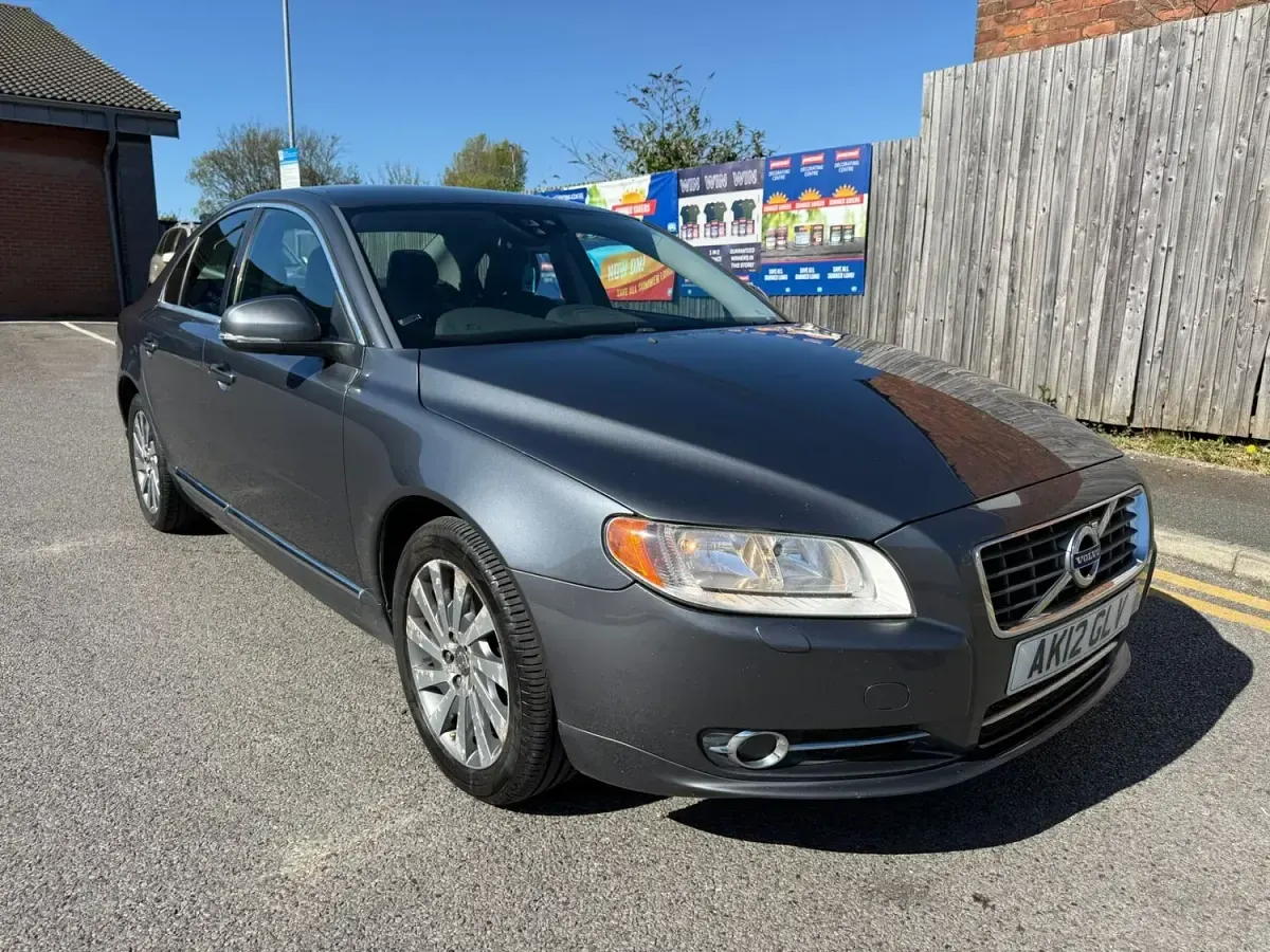 Used Volvo S80 SE 163 HP (119 kW) 2012 Grey Sedan