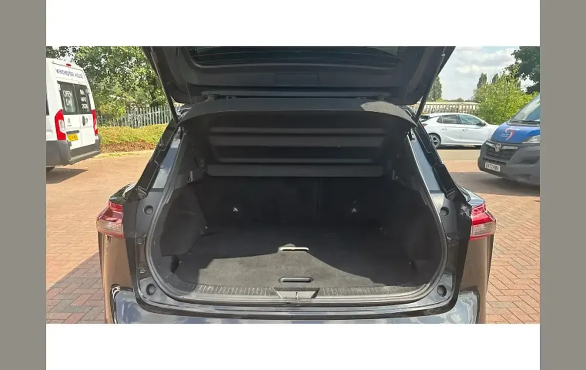 Used Nissan Qashqai N-Connecta 138 HP (101 kW) 2023 Black SUV