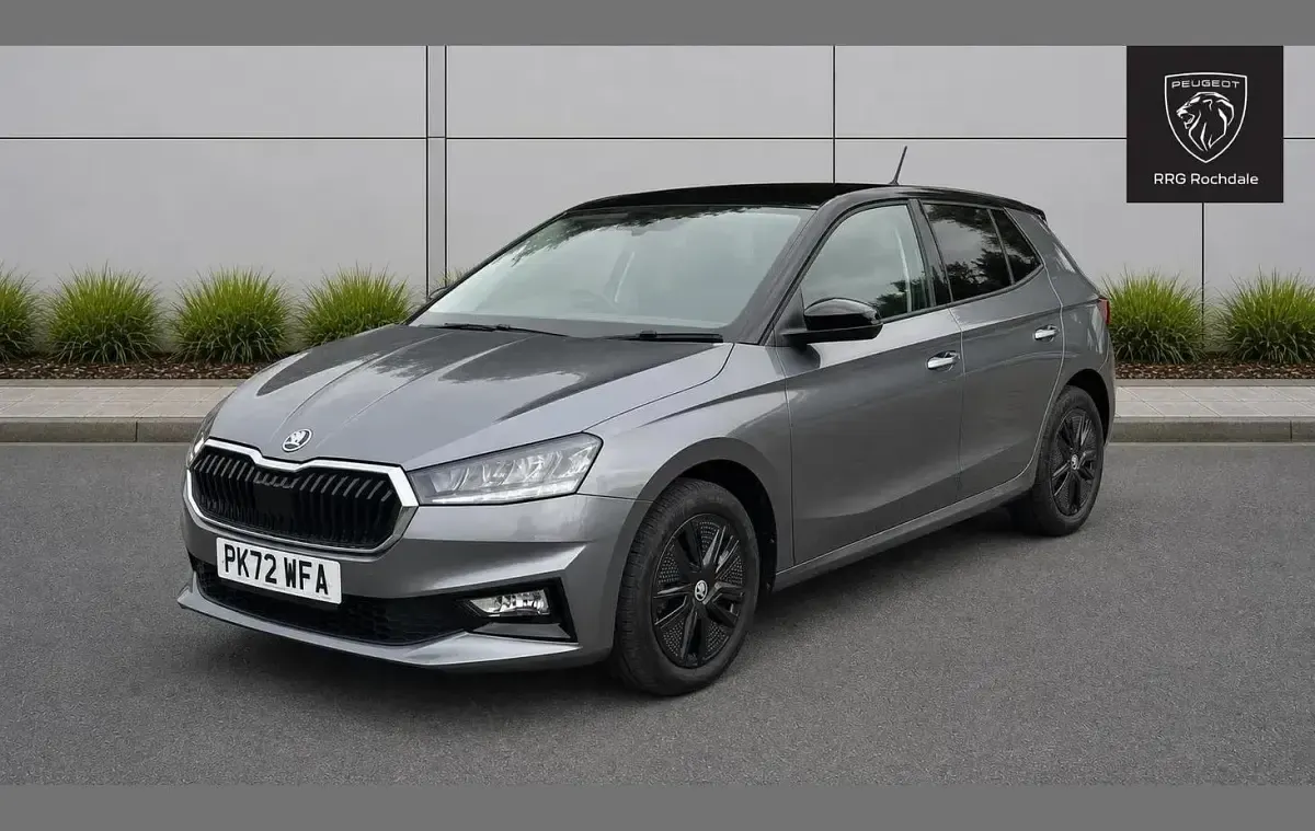 Used Skoda Fabia Colour Edition 94 HP (69 kW) 2022 Grey Hatchback